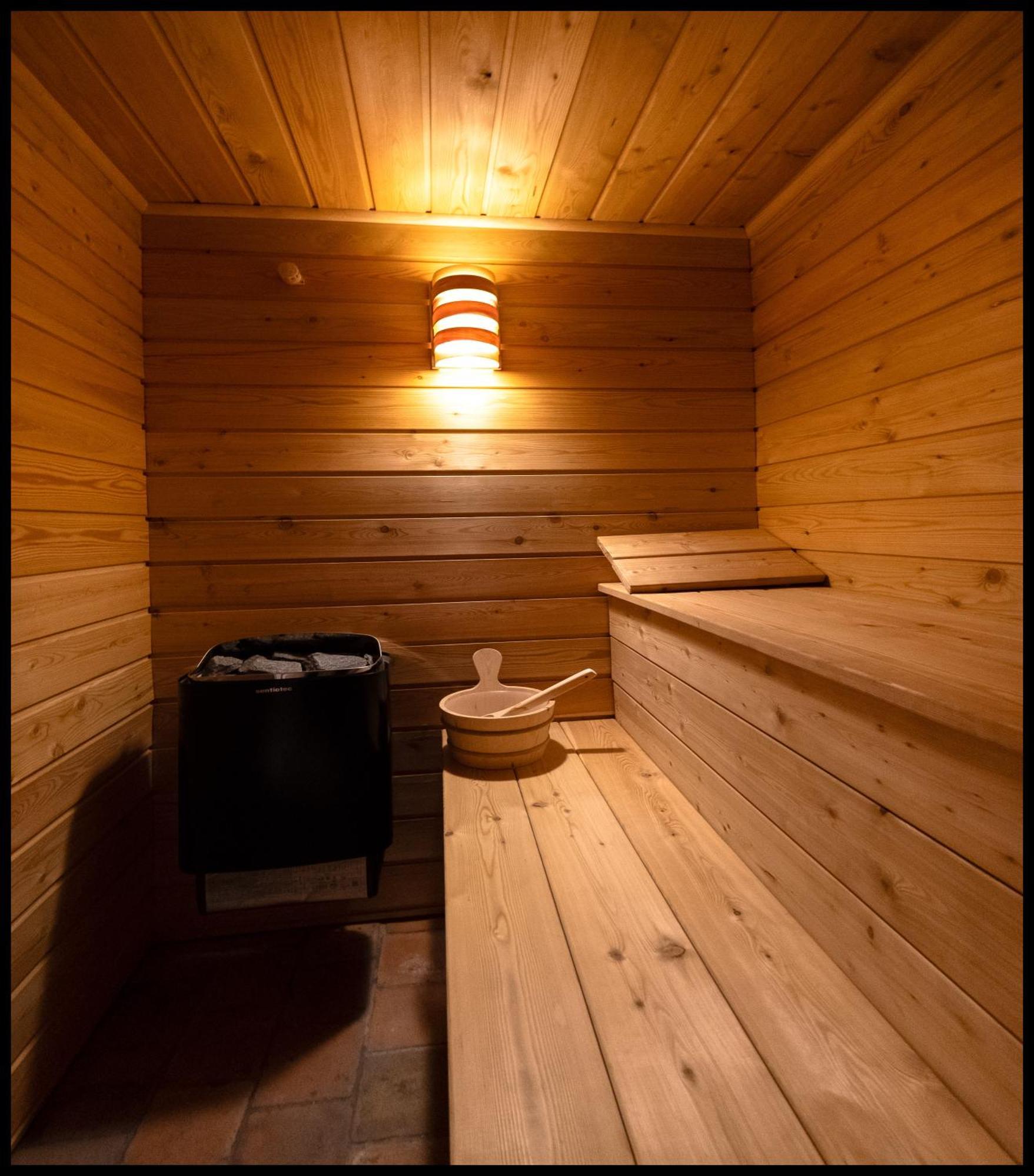 La Chapelle Du Carmel - Centre Ville - 340 M2 - Spa - Cinema - Parking - Reims Eksteriør bilde
